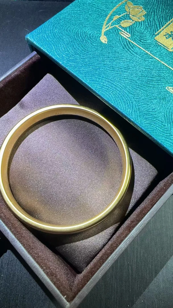 原创老师傅精工古法宽条手镯Ht28107