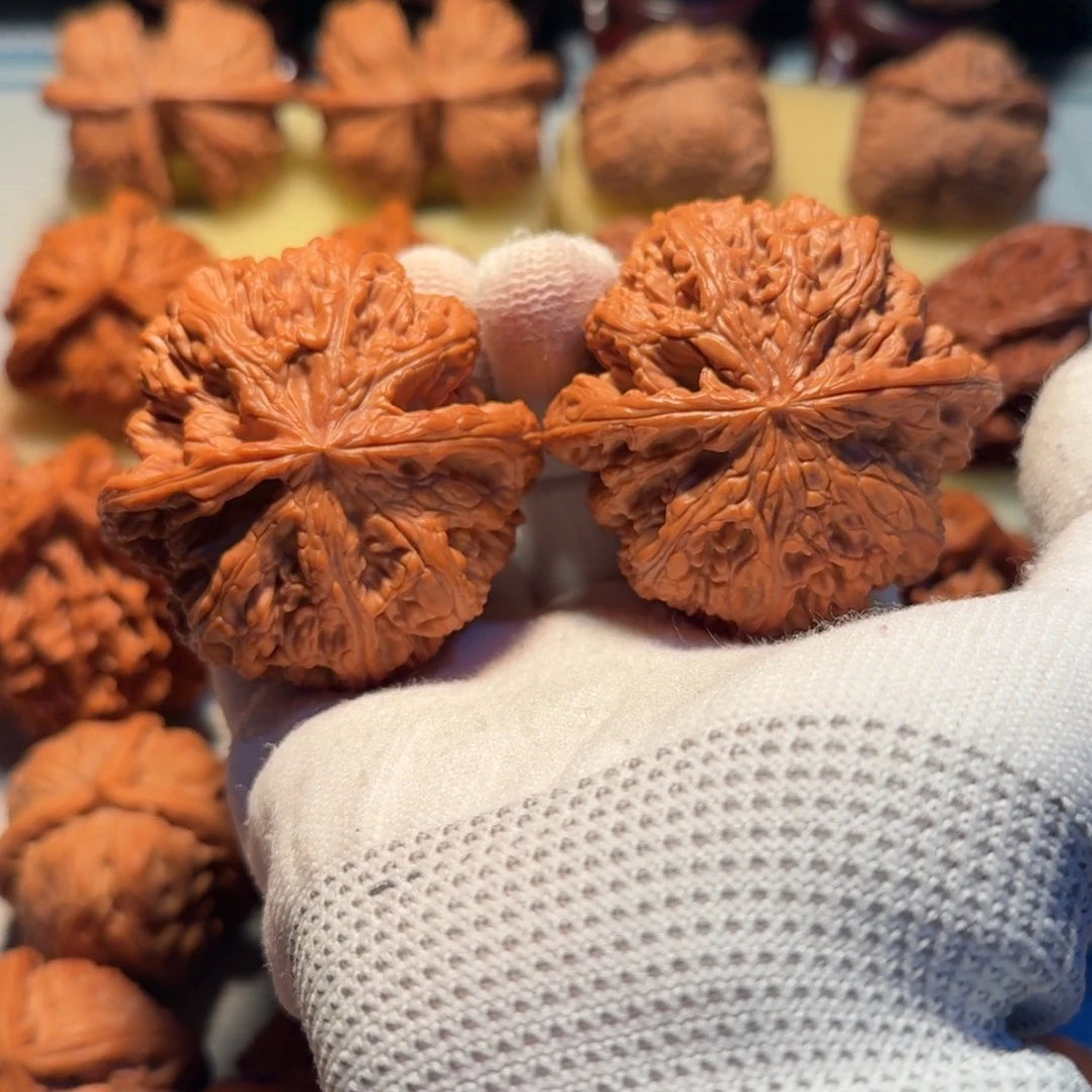 文玩核桃吊坠52球筋毕业对八筋聚顶