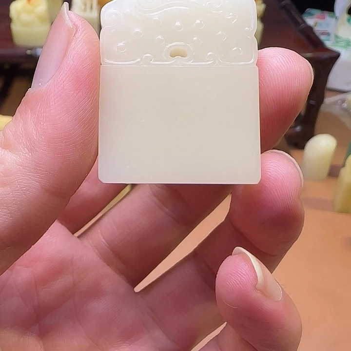 假***面寿山石印石福建寿山石