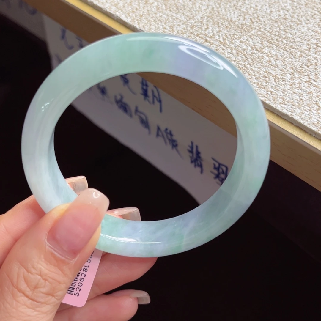 未镶嵌手镯翡翠手镯