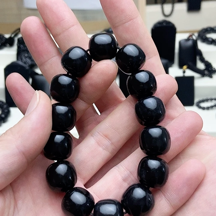 颈饰未镶嵌和田玉（墨玉）和田玉墨玉卡478