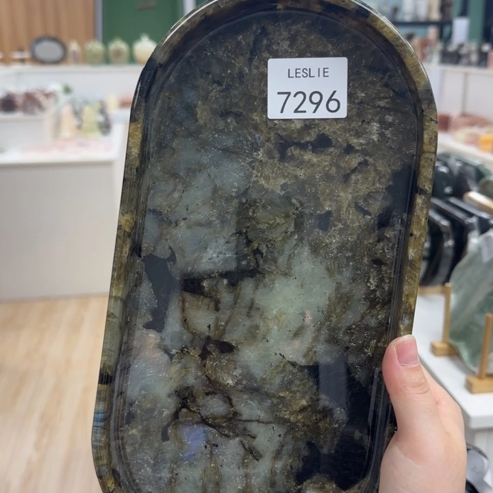 L7296。。。。。。。。。福利