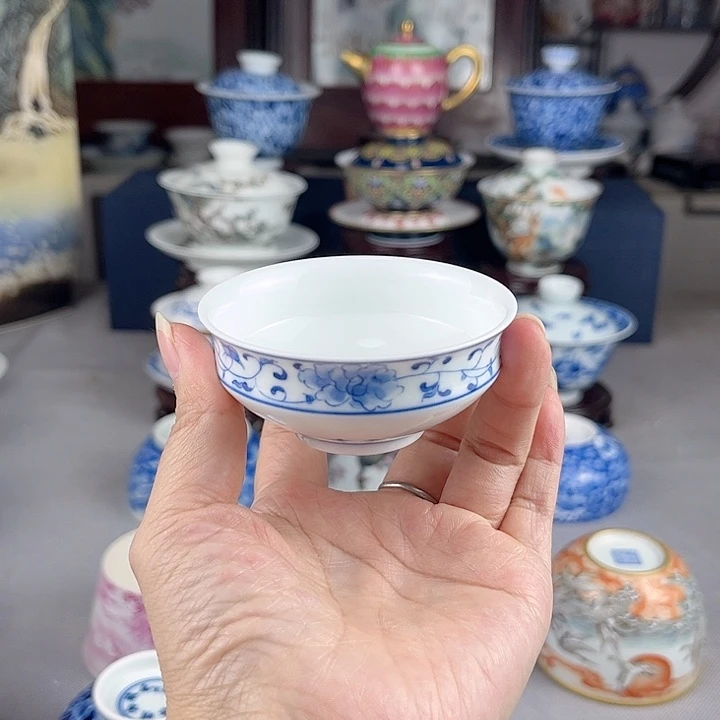 福利陶瓷小杯一个