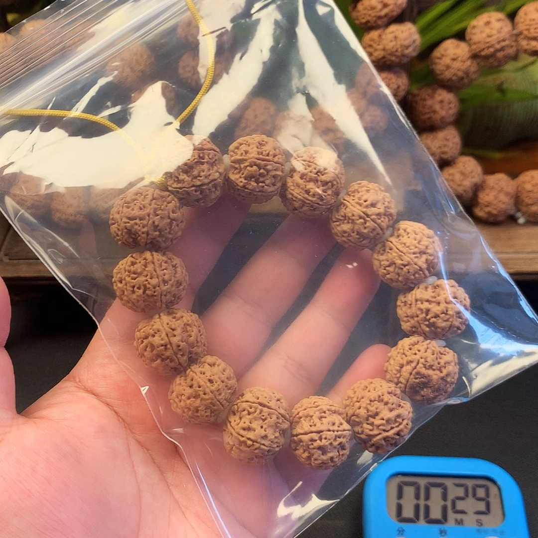 -***u金刚菩提吊坠1。