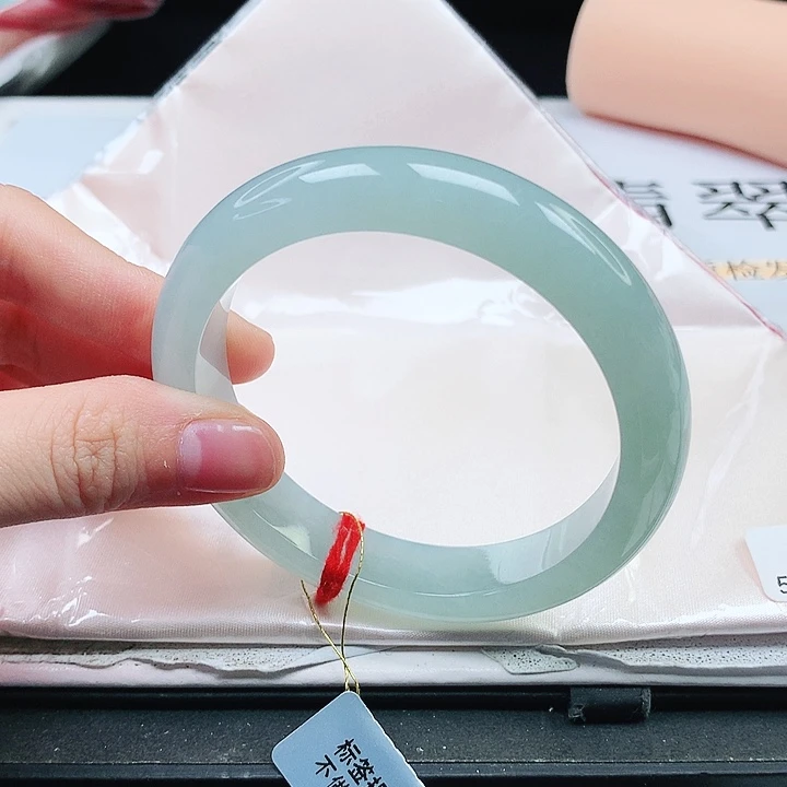 翡翠手镯未镶嵌缅甸天然a货手镯57+