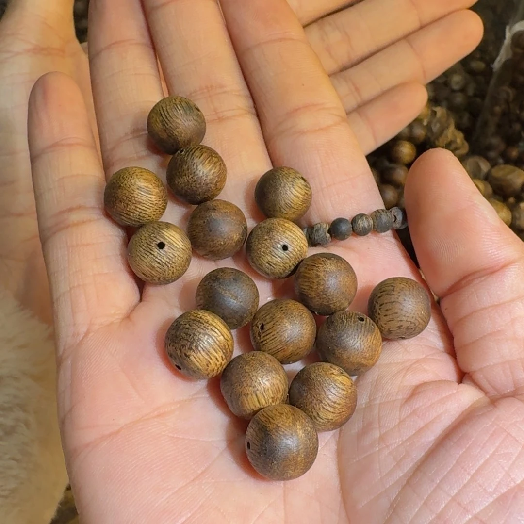 沉香沉香枕南**梦海南乌身老料8.6克料子定制