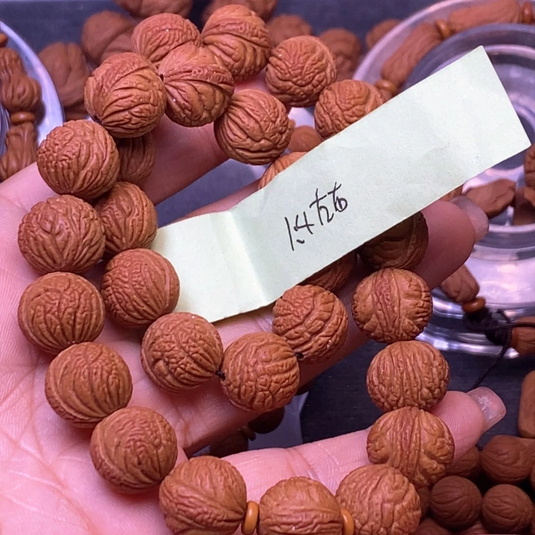 秦岭龙纹桃核手串28颗
