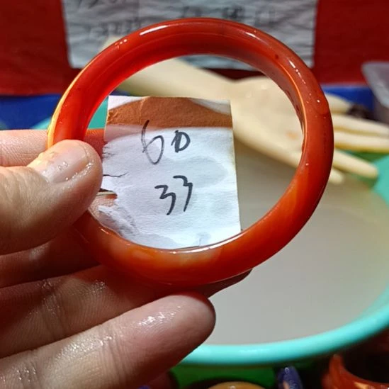 玛瑙/玉髓手镯未镶嵌