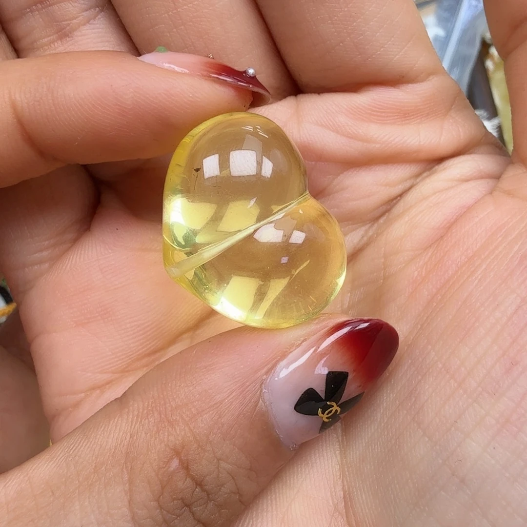 琥珀未镶嵌裸石你好