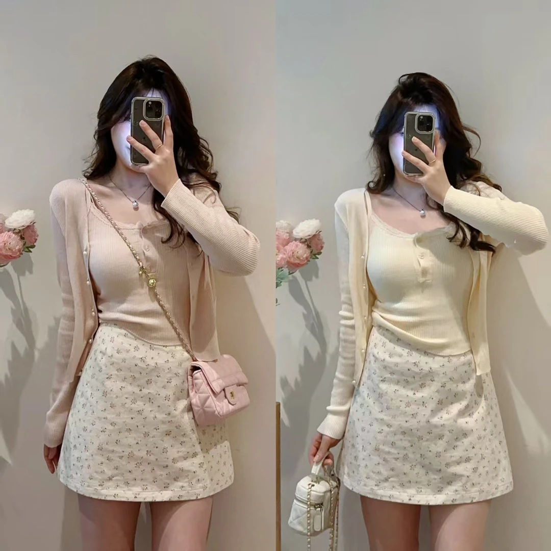 【MuMu】初春氛围感多巴胺纯色上衣吊带WP9449+杏色碎花短裙WP9430