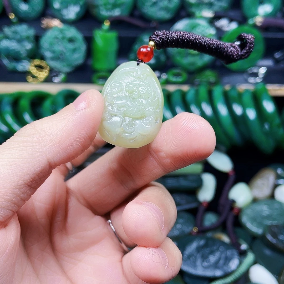 和田玉未镶嵌珠宝半成品