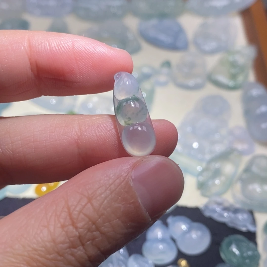 翡翠颈饰未镶嵌天然缅甸翡翠A货