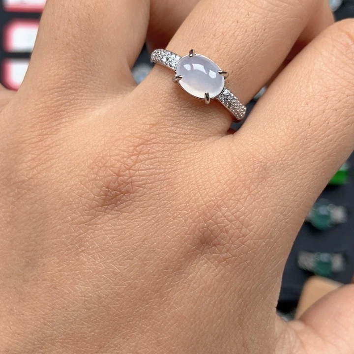 翡翠未镶嵌戒指戒指