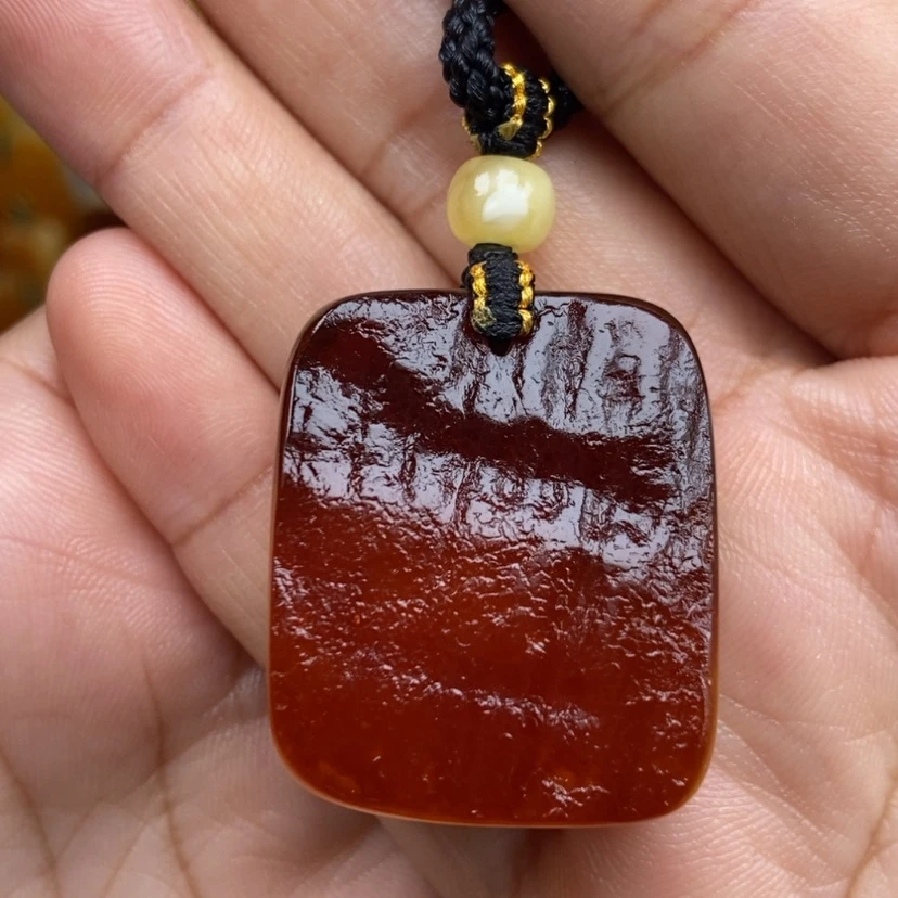 【闪购商品】琥珀颈饰未镶嵌