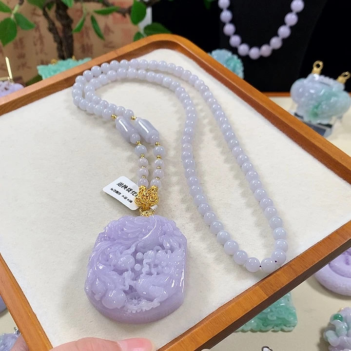 翡翠未镶嵌颈饰翡翠吊坠