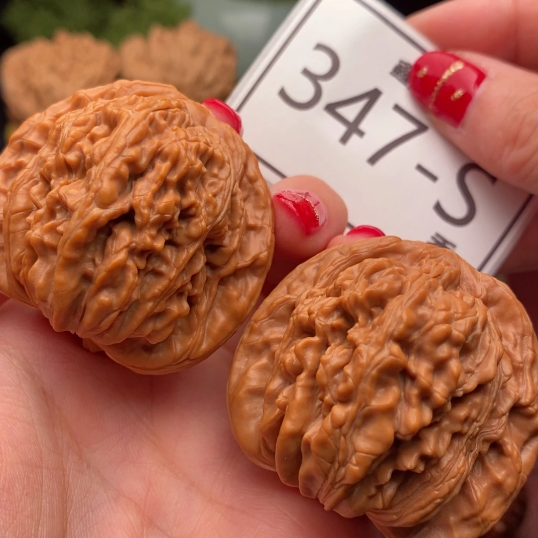 文玩核桃把件汉高楼45