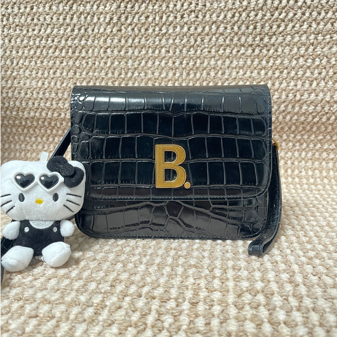 95新 Balenciaga/巴黎世家 黑金鳄压豆腐小方包/斜挎包