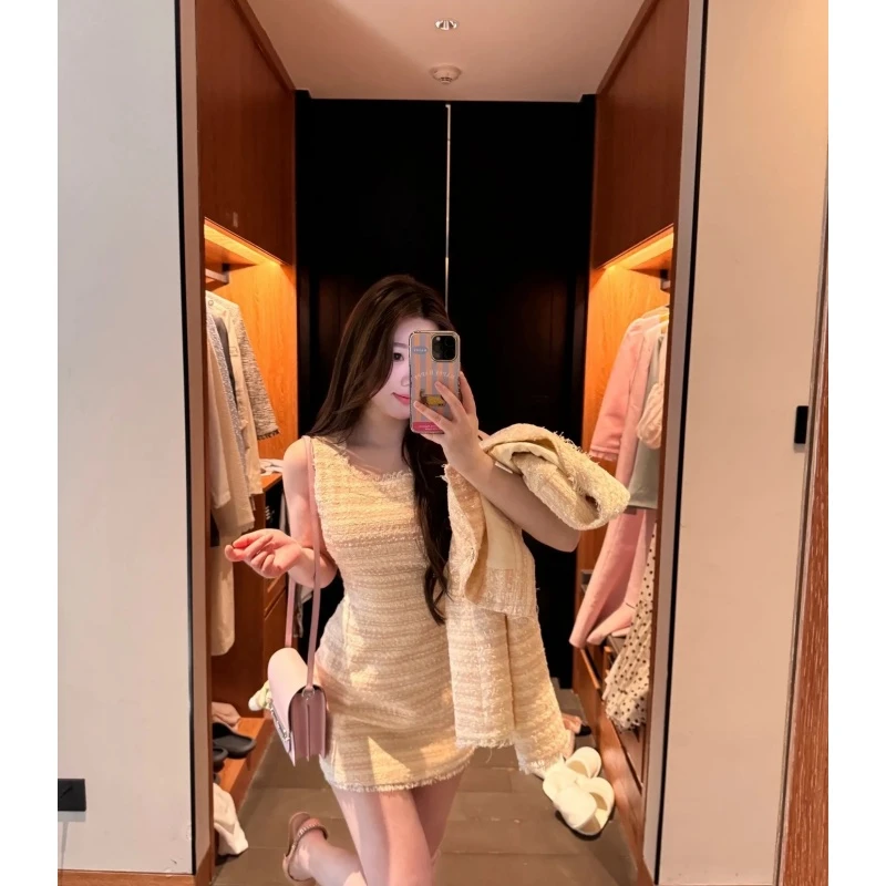 一只雪雪【精致娇矜】新款春季气质温柔小香时尚流苏设计显瘦外套