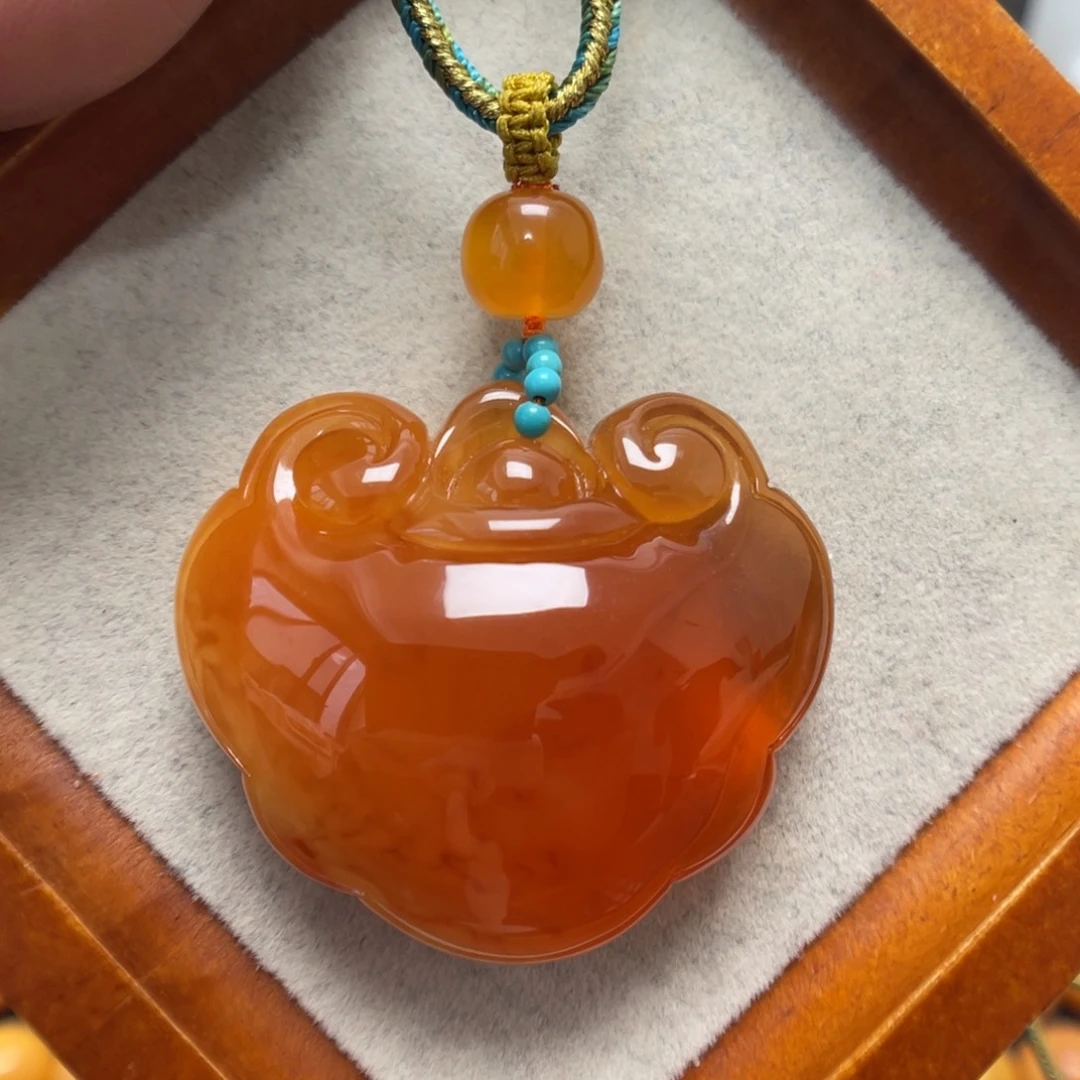 蜜蜡未镶嵌颈饰蜜蜡