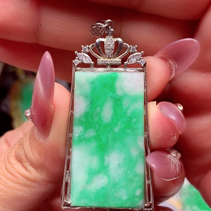 翡翠银S925镶嵌颈饰翡翠