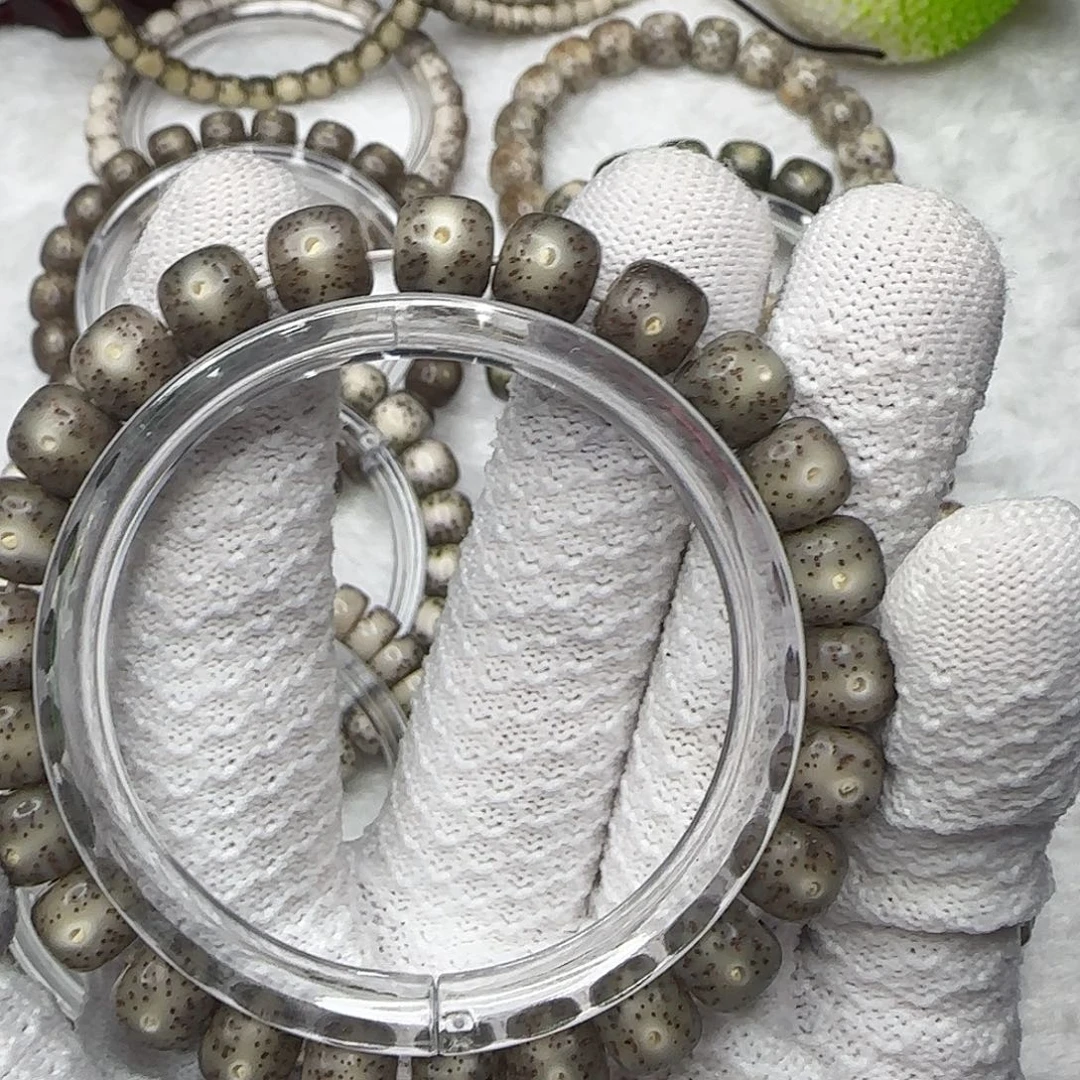 星月菩提手串星月菩提8×7黑冰大眼睛