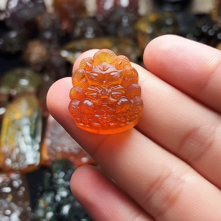 琥珀未镶嵌裸石117