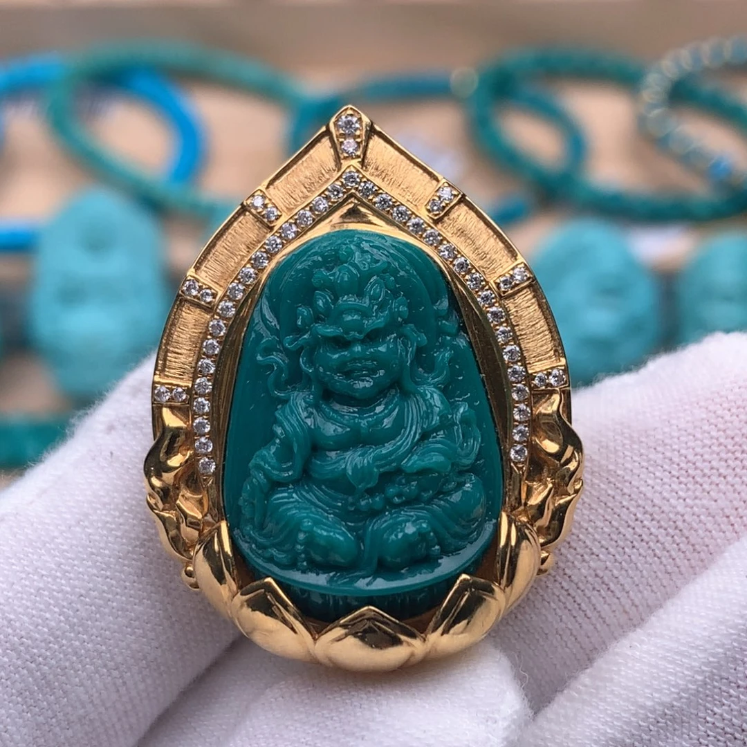 18K金镶嵌绿松石珠宝奇石