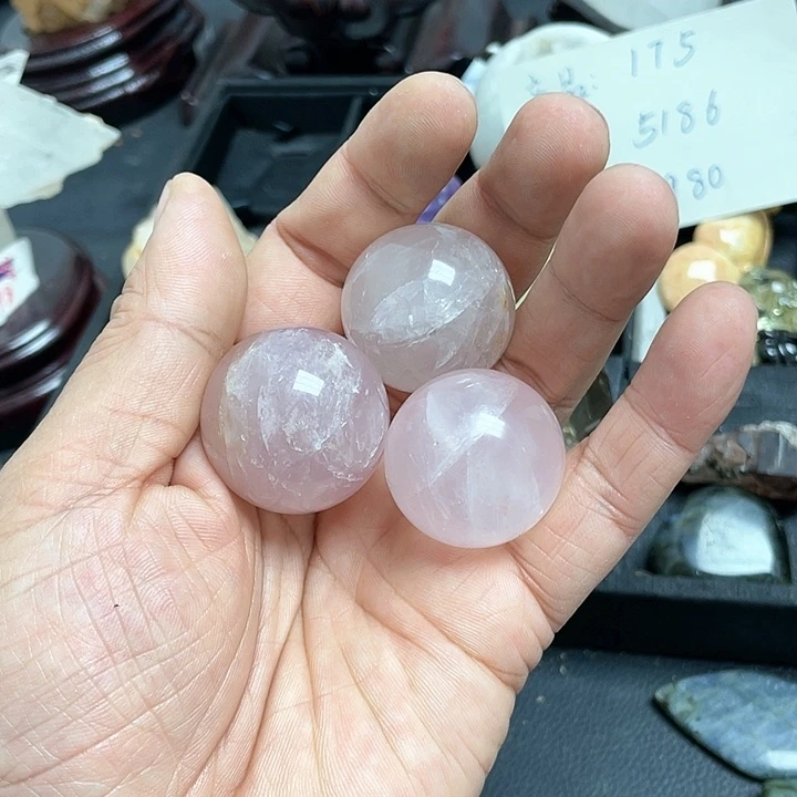 水晶水晶摆件未镶嵌L****莹