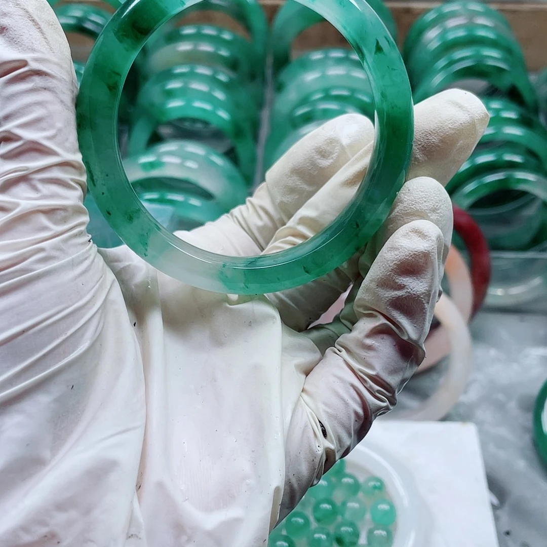 石英质玉手镯未镶嵌陌*