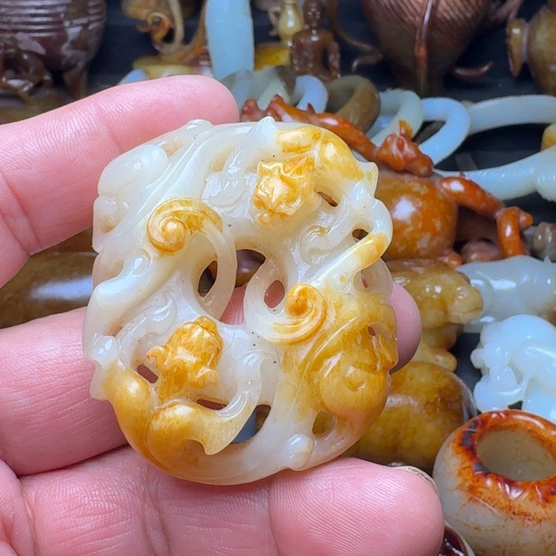 和田玉挂件未镶嵌