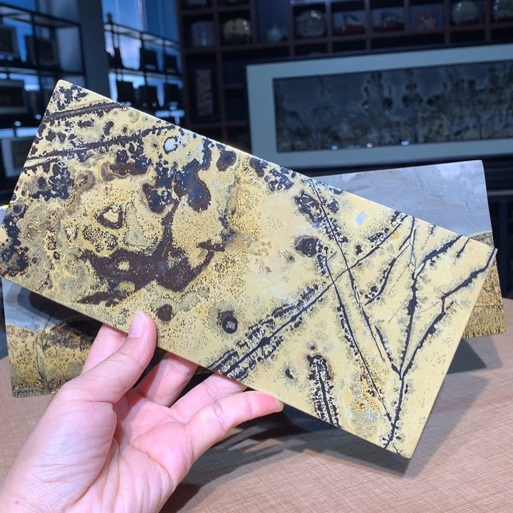 豆***瓣，广西国画石摆件，收藏观赏