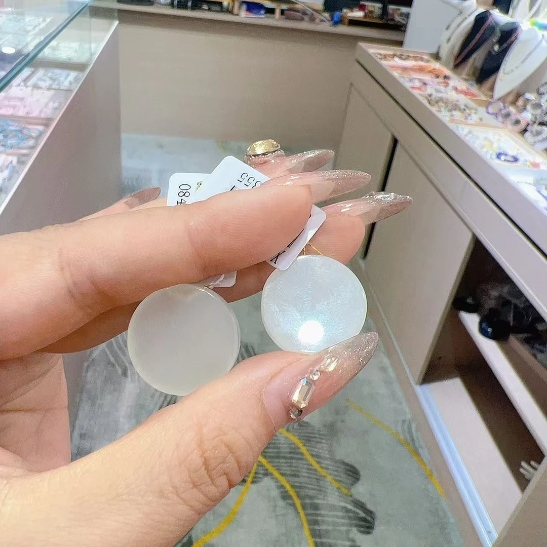 XQ 和田玉圆牌吊坠  084-035  （多样性发其一）