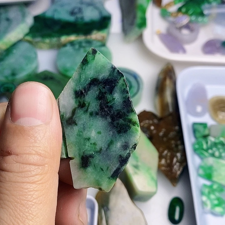 翡翠散珠天然翡翠A货挂件