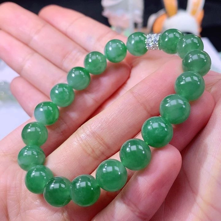 翡翠手链未镶嵌翡翠