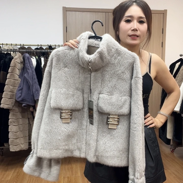 皮毛一体外套女中长款