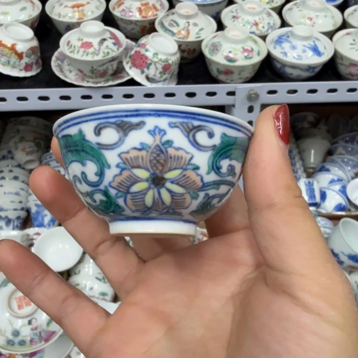 景德镇陶瓷杯子盖碗