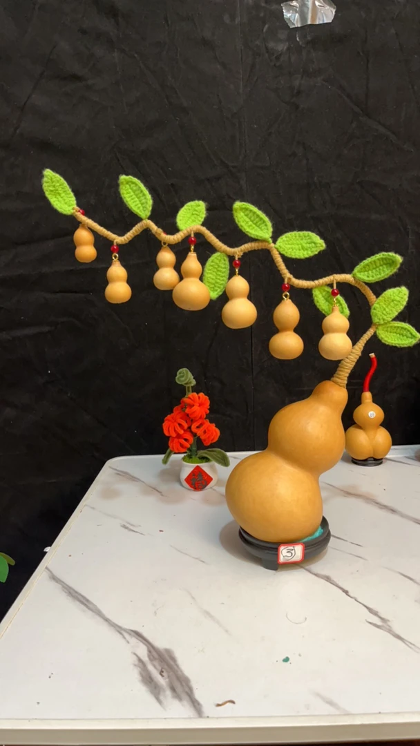 经典葫芦娃摆件，造形用不过时，针织仿真树叶，搭配七个小葫芦