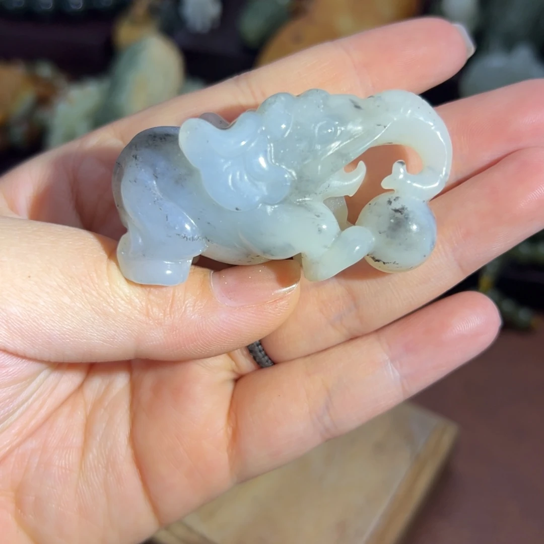 和田玉未镶嵌珠宝奇石