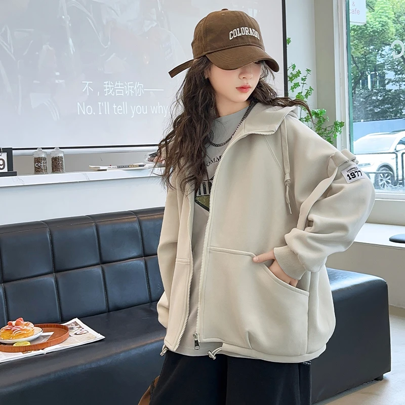 女童外套春款2025新款儿童女孩大童12春装冲锋衣洋气15岁上衣春季