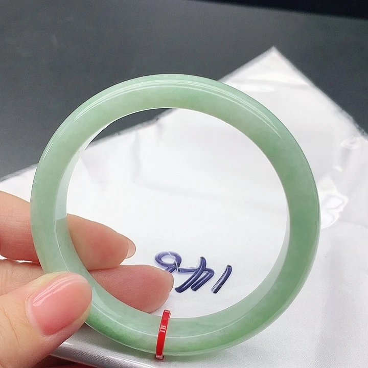 未镶嵌手镯翡翠146