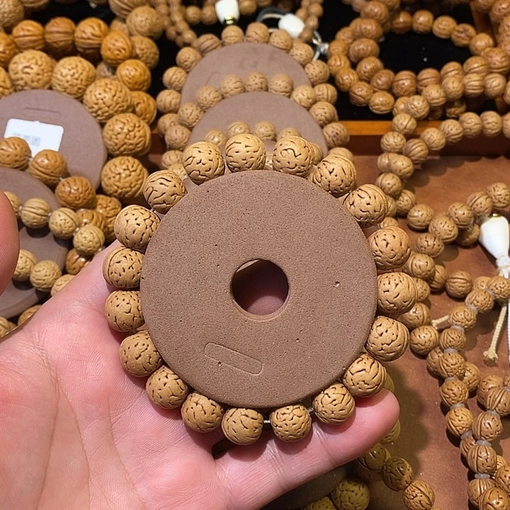 赵***业桃核手串66.6野生桃核手串