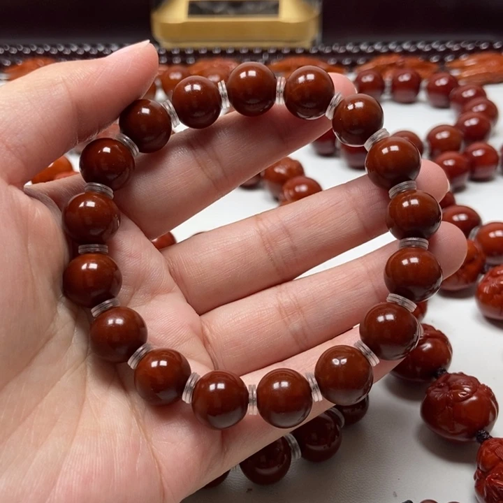 淡***影橄榄核吊坠橄榄核