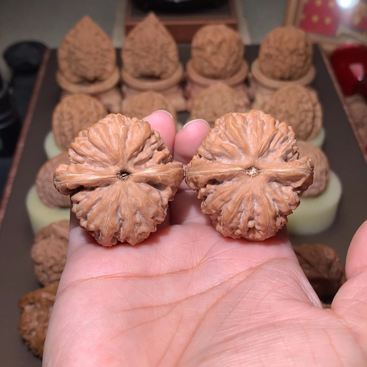 核桃文玩核桃把件天眼