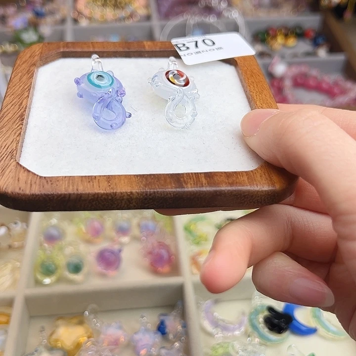 琉璃吊坠(不含链)格*花70号