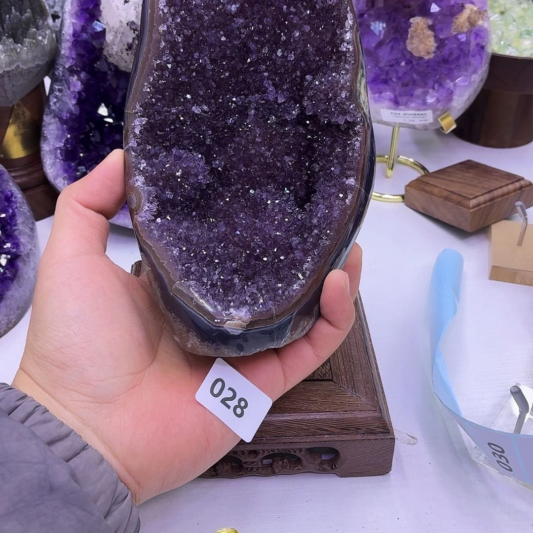 水晶大型摆件（非配饰）未镶嵌