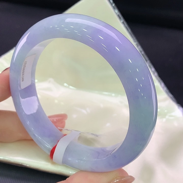 翡翠手镯未镶嵌正圈60
