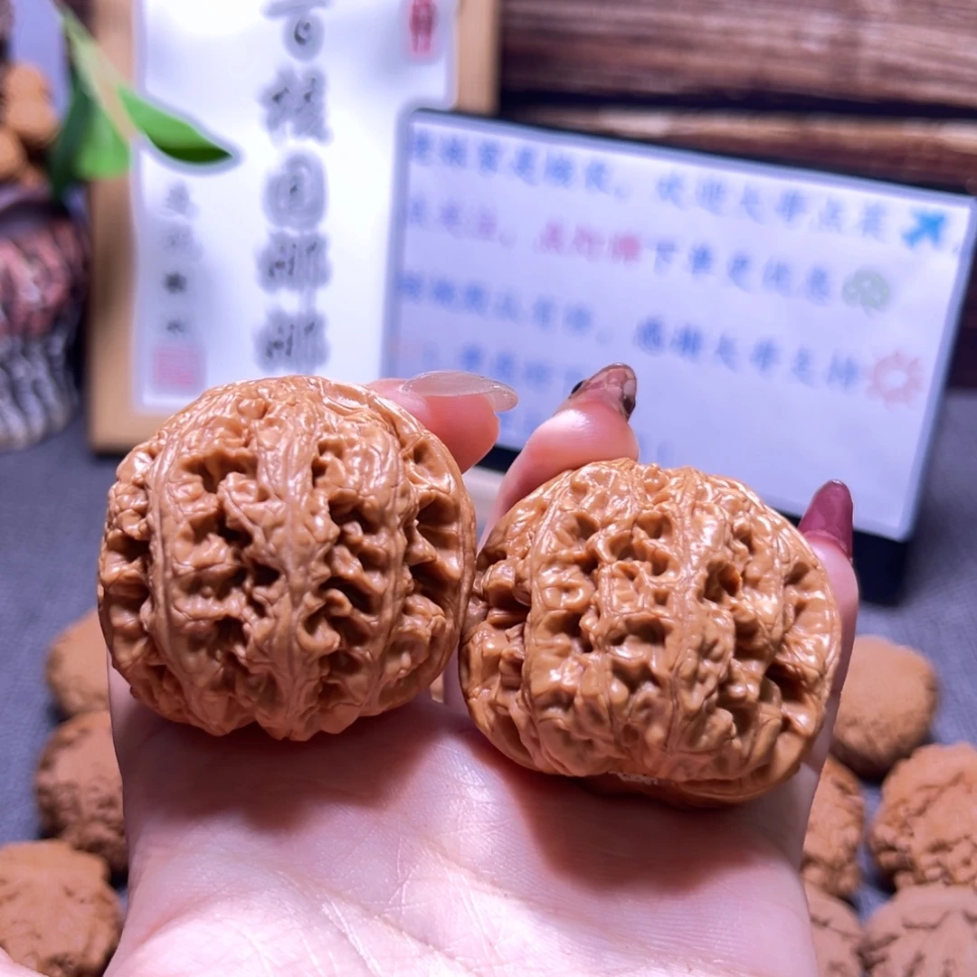 核桃粗闪8。        :999