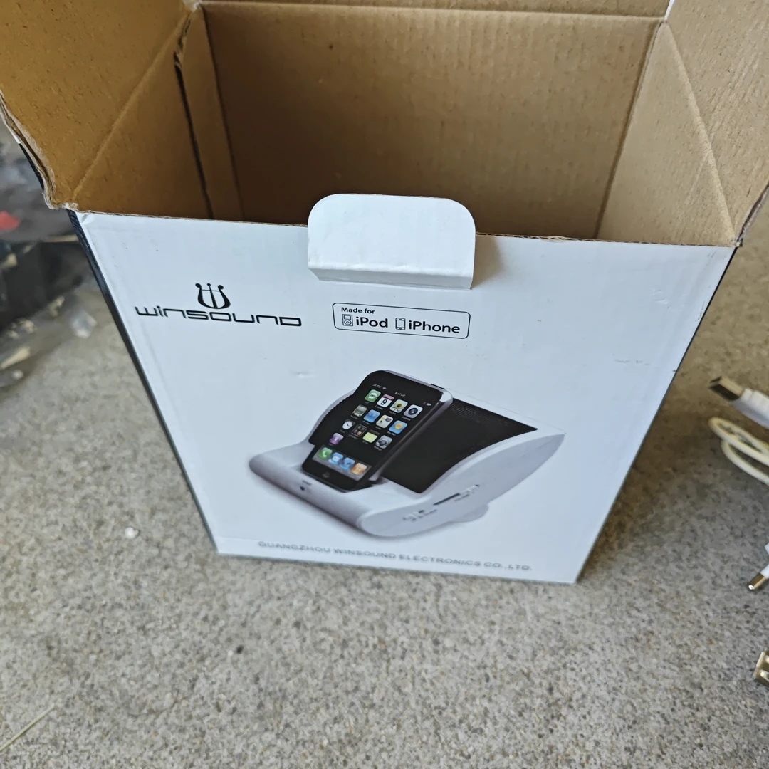 9新  小音箱一个的价格不包好坏，裸机一个