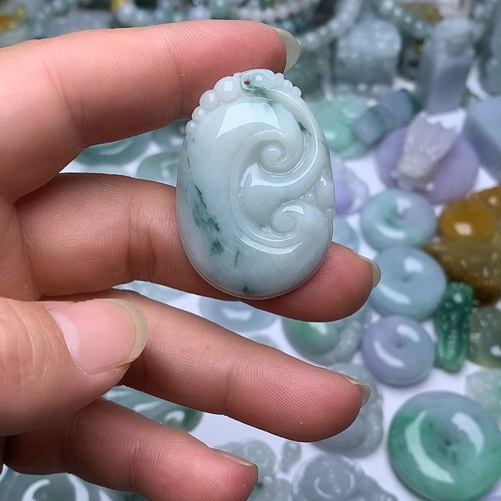 翡翠未镶嵌颈饰天然翡翠