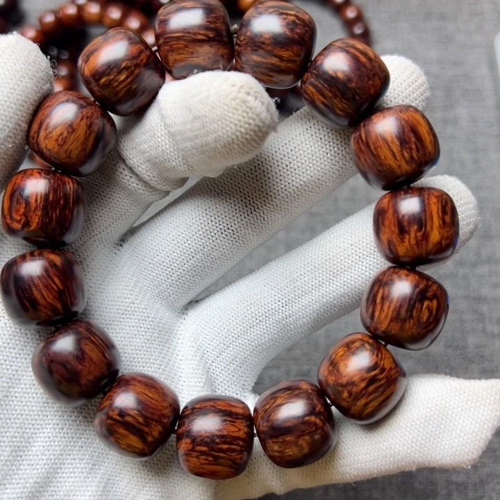 木一**水海南红降15*16超超超超一档